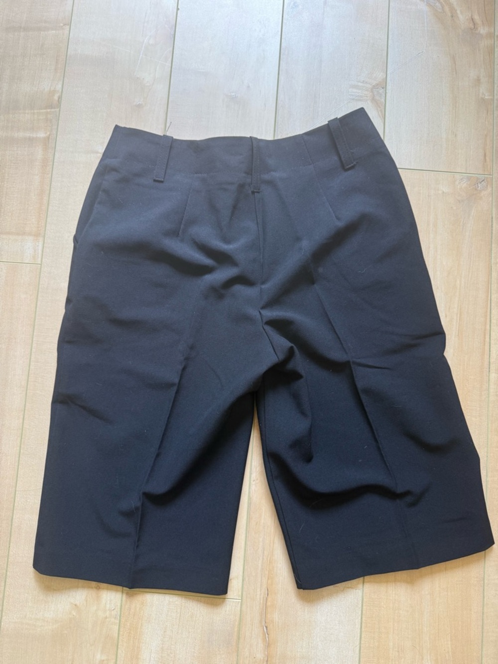 Vintage Jessica Black Bermuda Shorts with Button Detail Made In Canada - Picture 5 of 5